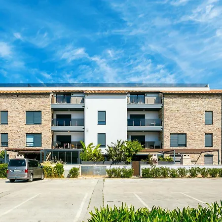 Nevia - B6 - Mpolo Apartman Medulin